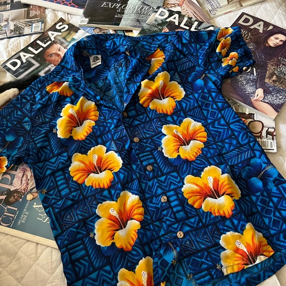 Pali Hawaii Other - Hawaiian 🌺 mens shirt